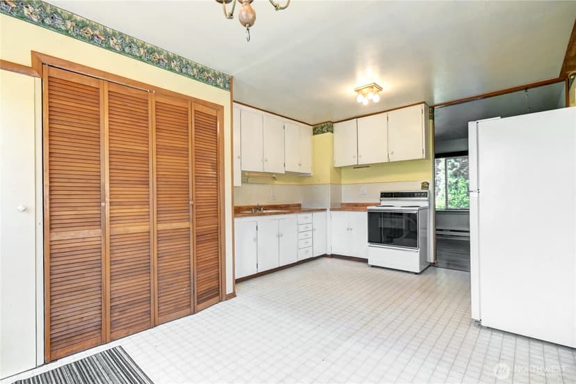 Property photo for 1327 Maple Street, Everett photo 13