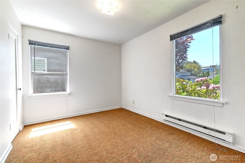 Property photo for 1327 Maple Street, Everett photo 18