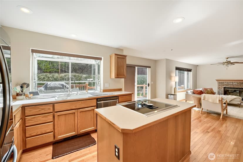 Property photo for 2412 21st Avenue Ct SE, Puyallup photo 10
