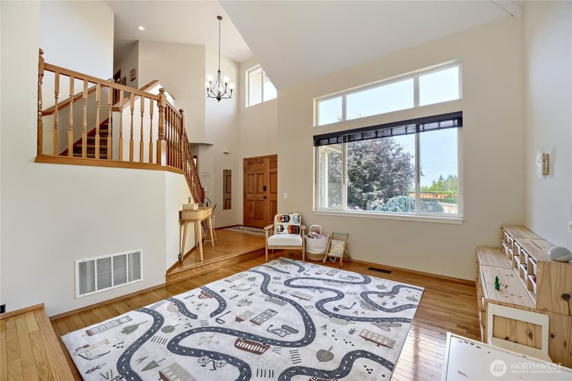 Property photo for 2412 21st Avenue Ct SE, Puyallup photo 6