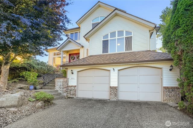 Property photo for 2412 21st Avenue Ct SE, Puyallup photo 3
