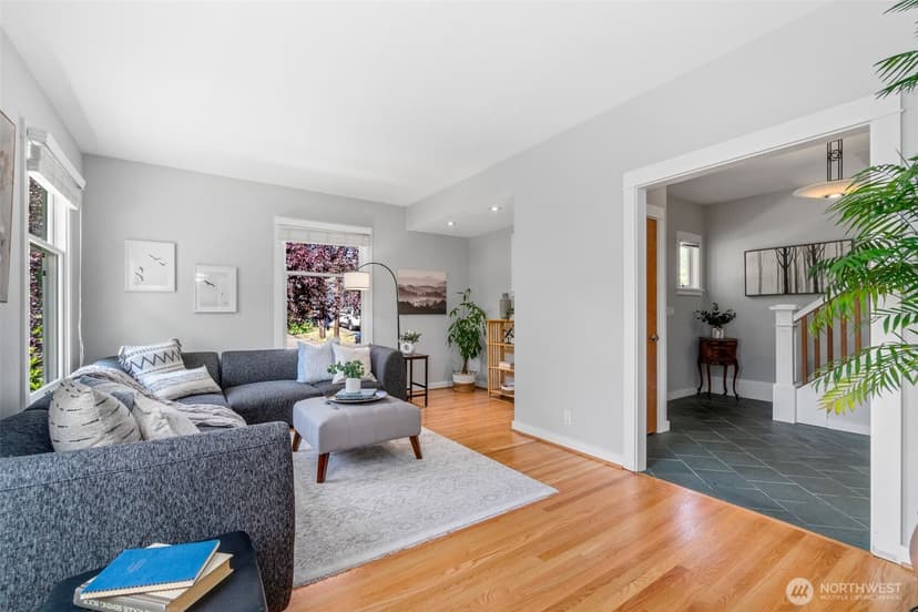 Property photo for 943 NW 60th Street, Seattle photo 6