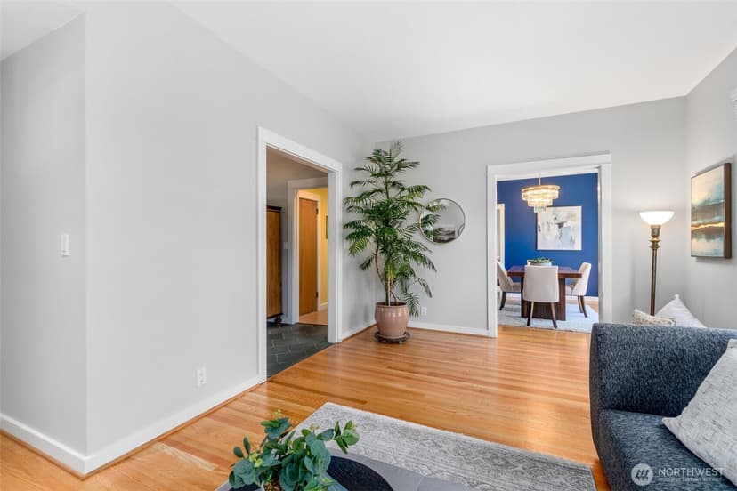Property photo for 943 NW 60th Street, Seattle photo 7