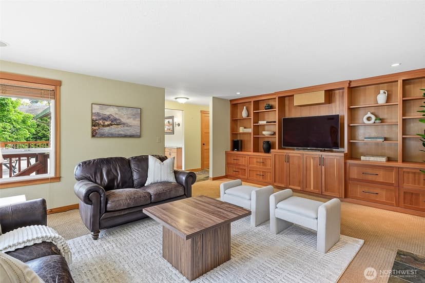 Property photo for 10611 237th Place SW, Edmonds photo 8