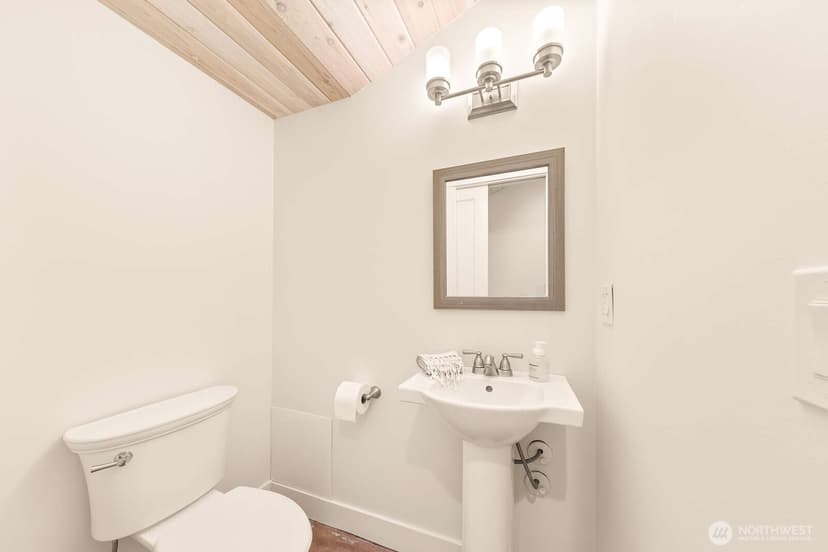 Property photo for 22604 Deppman Road SW, Vashon photo 27