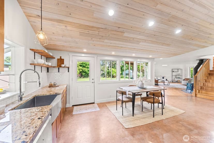 Property photo for 22604 Deppman Road SW, Vashon photo 3