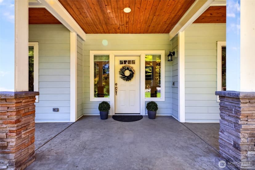 Property photo for 11232 Crescent Valley Dr NW, Gig Harbor photo 5