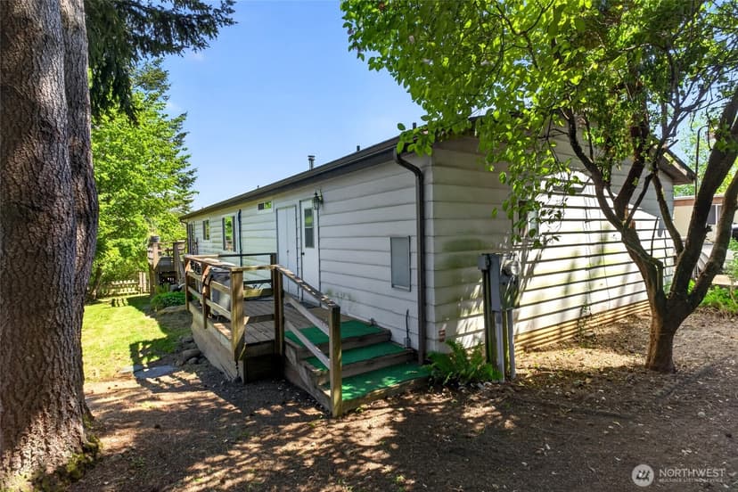 Property photo for 13413 Cedar Cir E, Bonney Lake photo 36