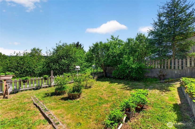 Property photo for 13413 Cedar Cir E, Bonney Lake photo 30