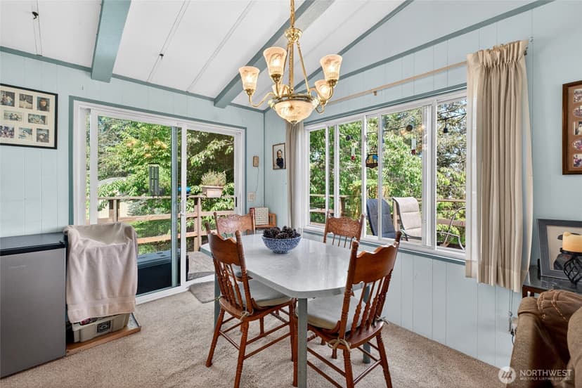 Property photo for 13413 Cedar Cir E, Bonney Lake photo 11