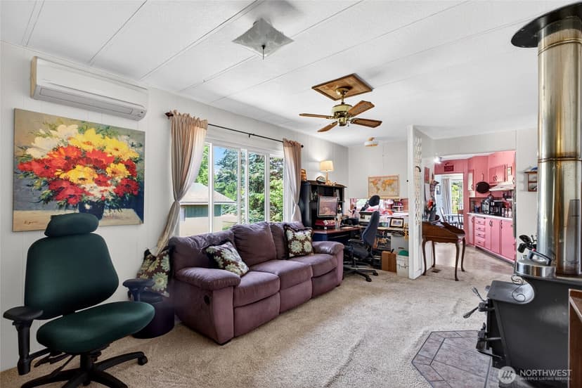 Property photo for 13413 Cedar Cir E, Bonney Lake photo 15