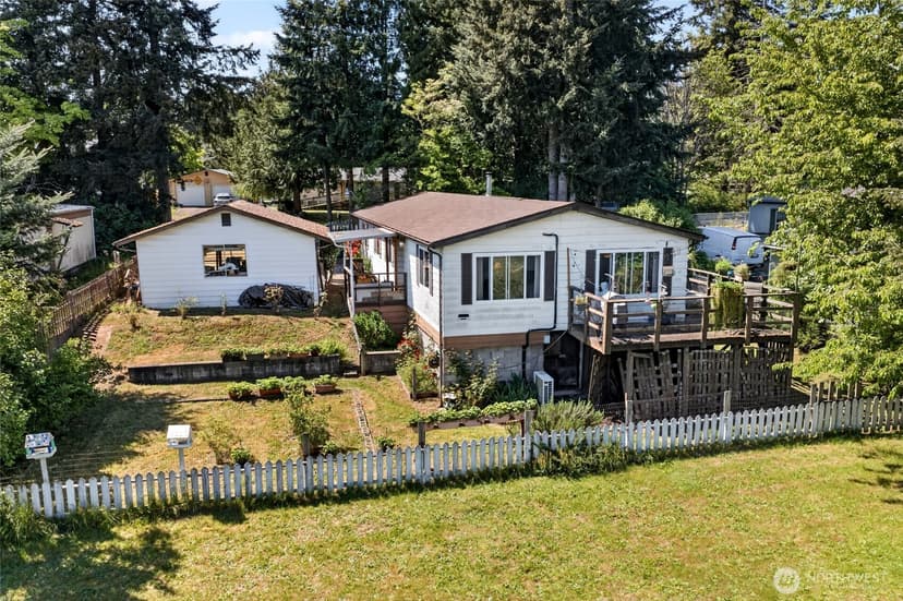 Property photo for 13413 Cedar Cir E, Bonney Lake photo 35