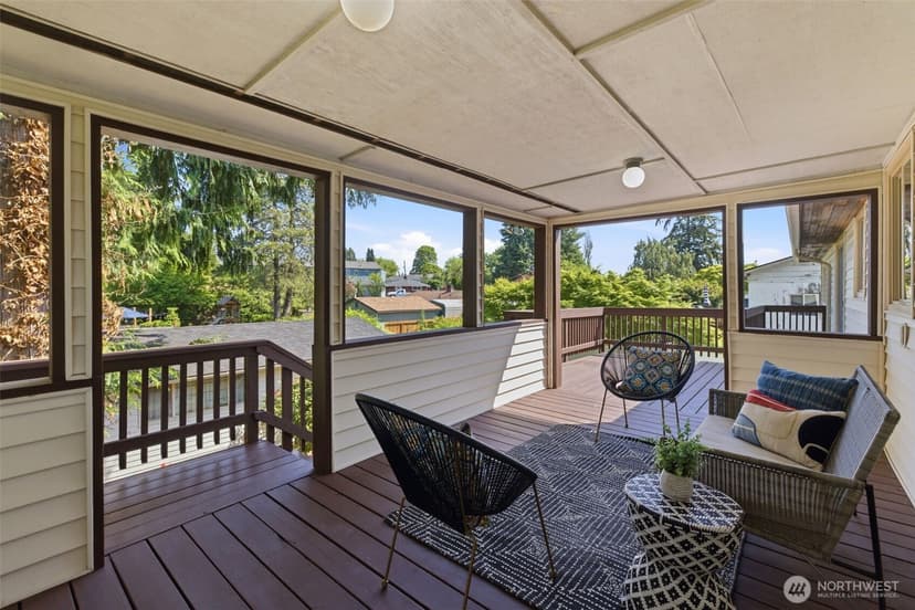 Property photo for 1118 SW 142nd Street, Burien photo 8
