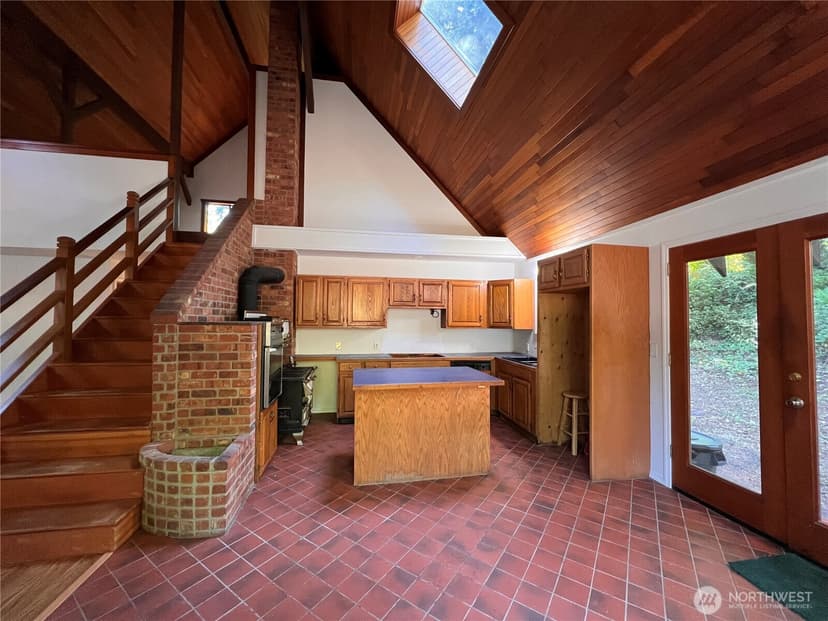 Property photo for 2265 NE 177 Street, Shoreline photo 11