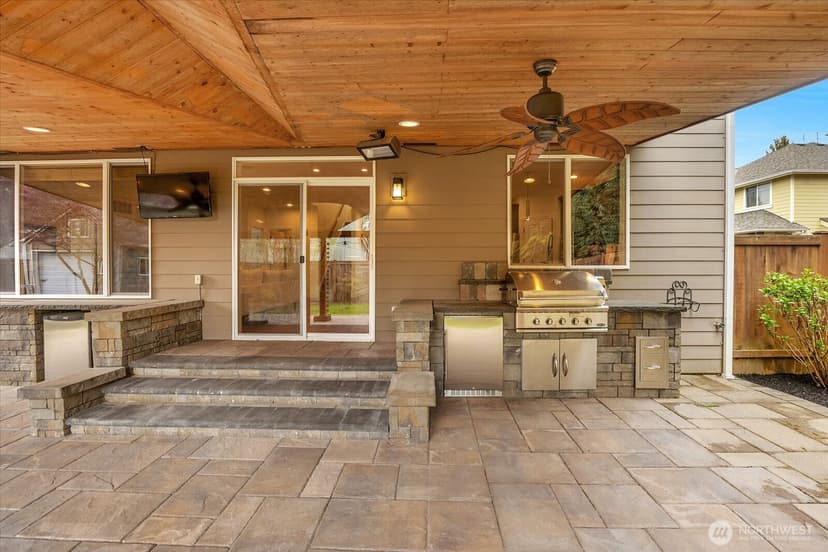 Property photo for 23 148th Place SW, Lynnwood photo 23