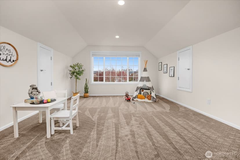 Property photo for 23 148th Place SW, Lynnwood photo 18