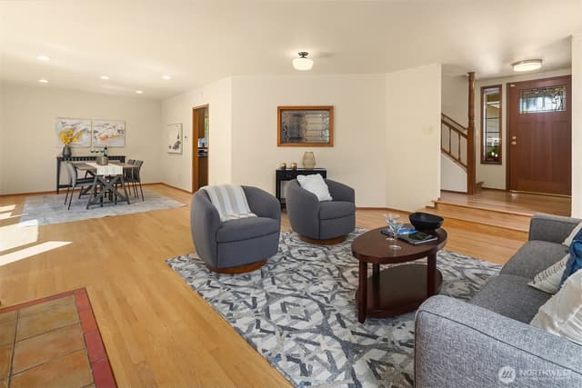 Property photo for 4831 37th Avenue NE, Seattle photo 5