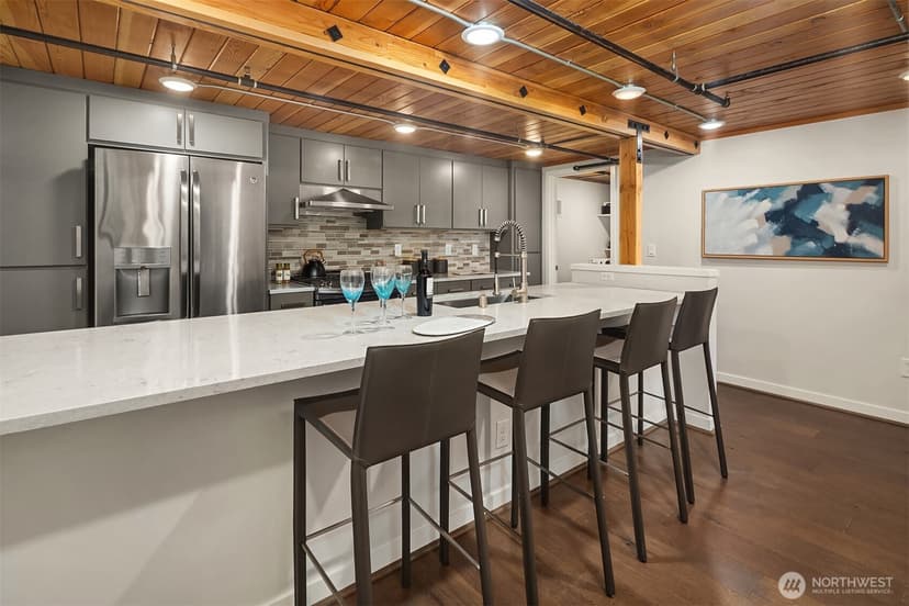 Property photo for 3298 NE 65th Street #103, Seattle photo 9