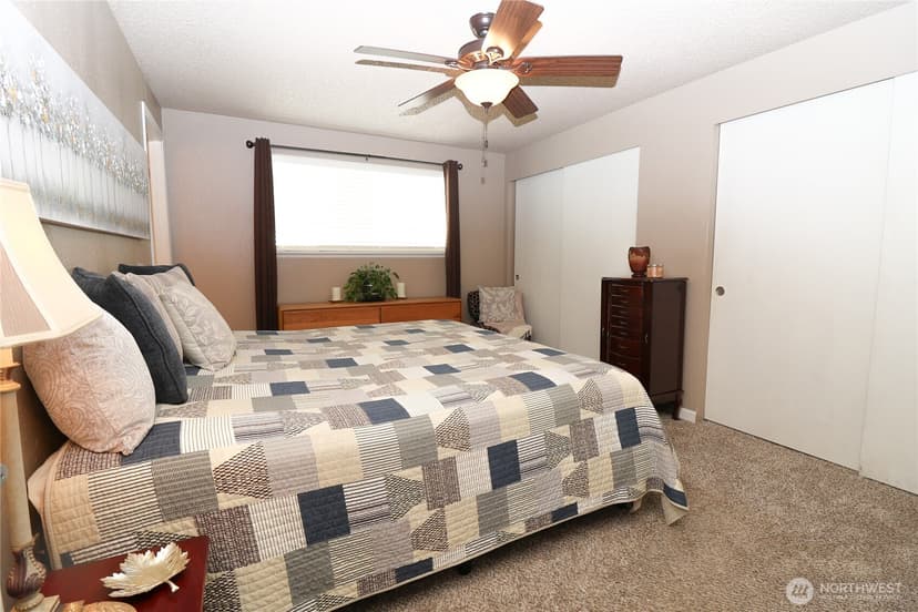 Property photo for 604 23rd Street NW, Puyallup photo 12