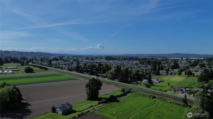 Property photo for 604 23rd Street NW, Puyallup photo 25