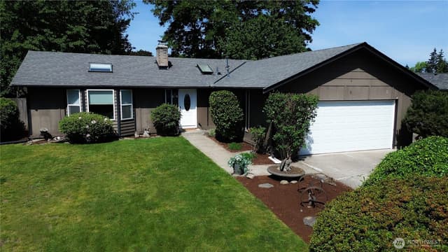 Property photo for 604 23rd Street NW, Puyallup