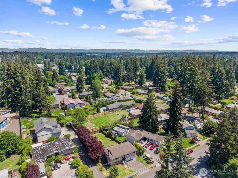 Property photo for 18711 64th Avenue W, Lynnwood photo 33
