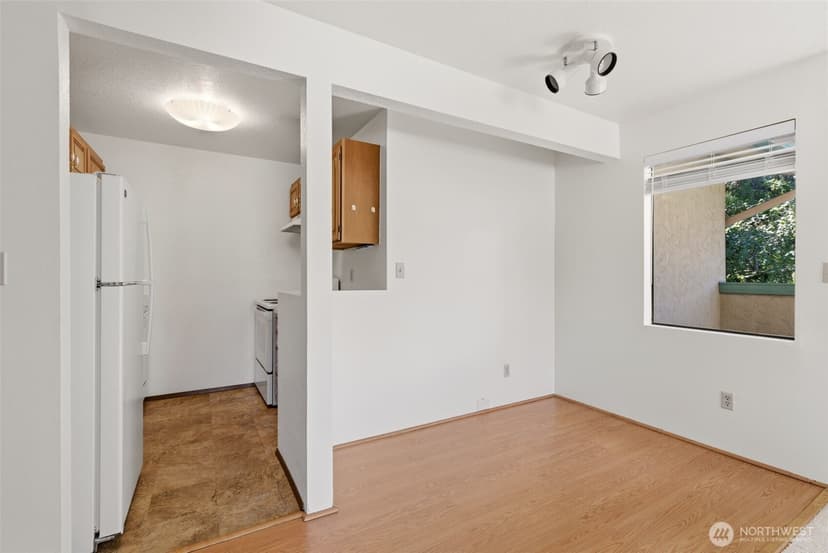 Property photo for 3024 NE 143rd Street #301, Seattle photo 5