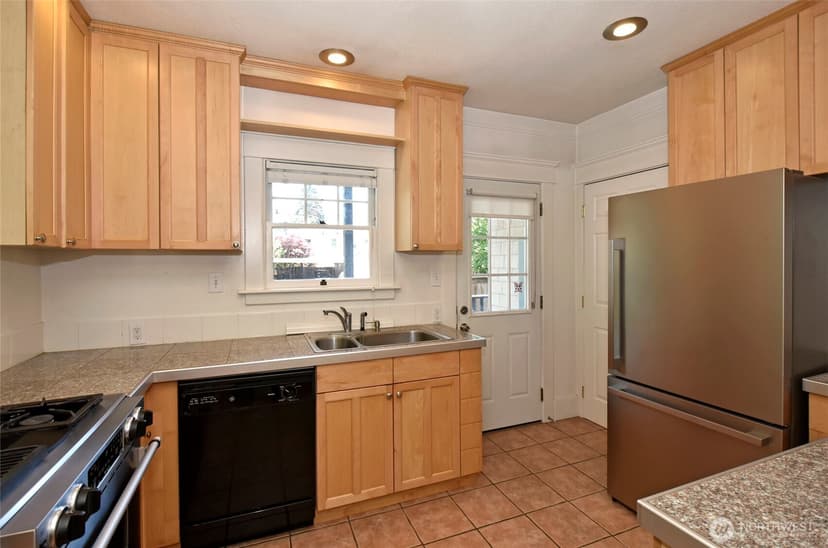 Property photo for 3008 N 22nd Street, Tacoma photo 19