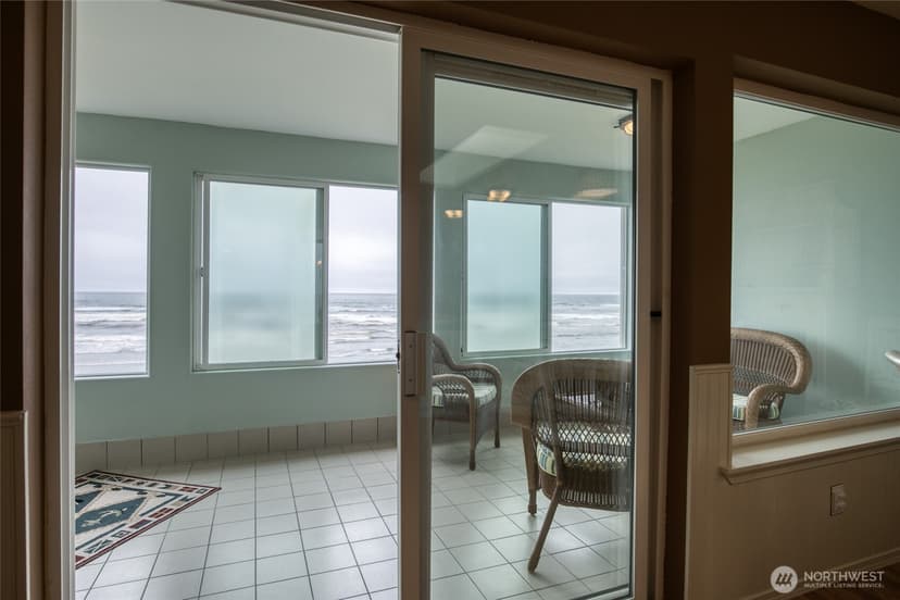 Property photo for 1443 Ocean Shores Boulevard SW #302, Ocean Shores photo 16