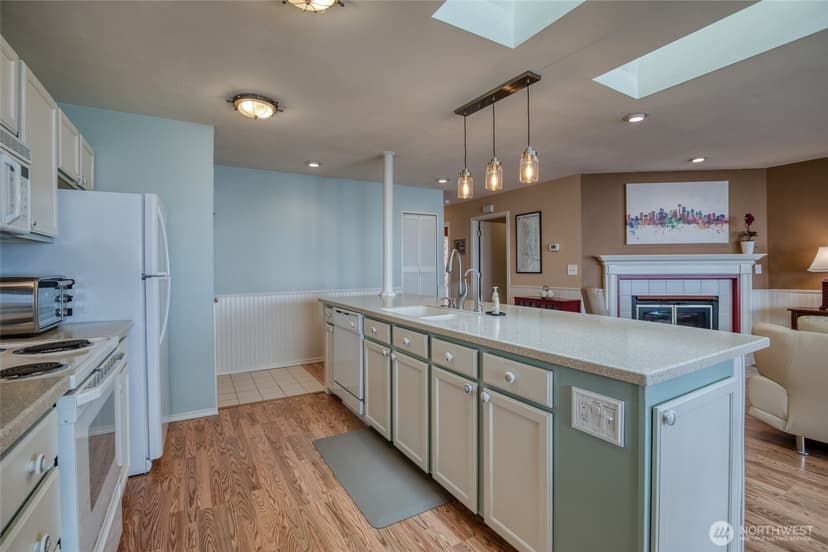 Property photo for 1443 Ocean Shores Boulevard SW #302, Ocean Shores photo 9