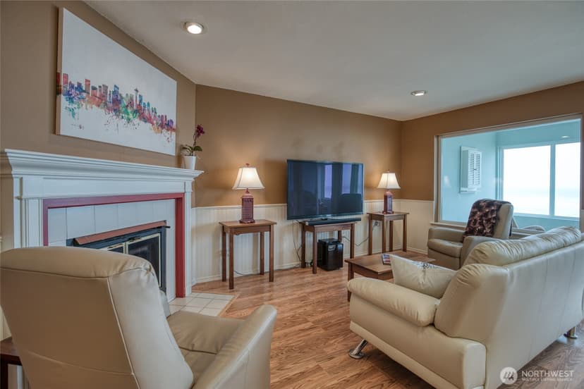 Property photo for 1443 Ocean Shores Boulevard SW #302, Ocean Shores photo 2