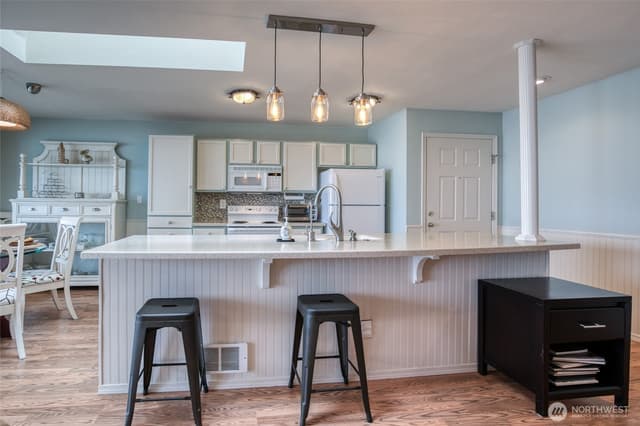 Property photo for 1443 Ocean Shores Boulevard SW #302, Ocean Shores photo 4