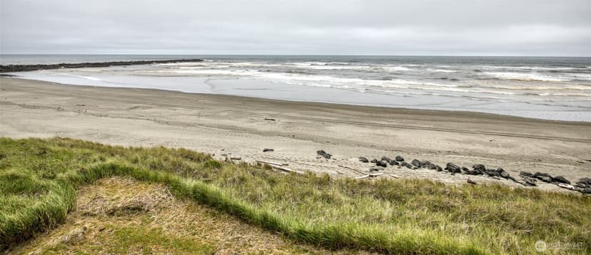 Property photo for 1443 Ocean Shores Boulevard SW #302, Ocean Shores photo 33