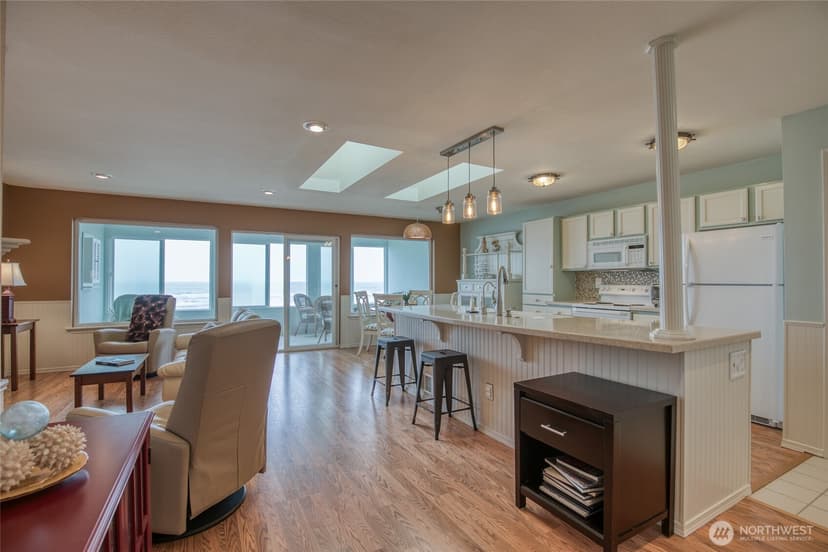 Property photo for 1443 Ocean Shores Boulevard SW #302, Ocean Shores photo 11