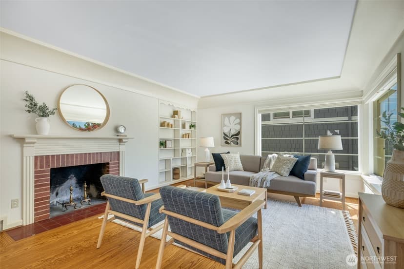 Property photo for 4335 NE 42nd Street, Seattle photo 4
