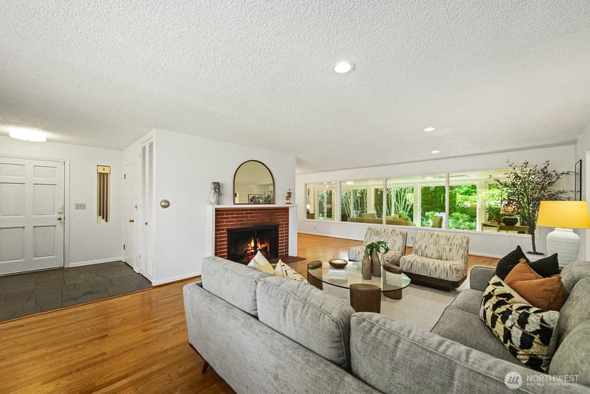 Property photo for 3651 Perkins Lane W, Seattle photo 5