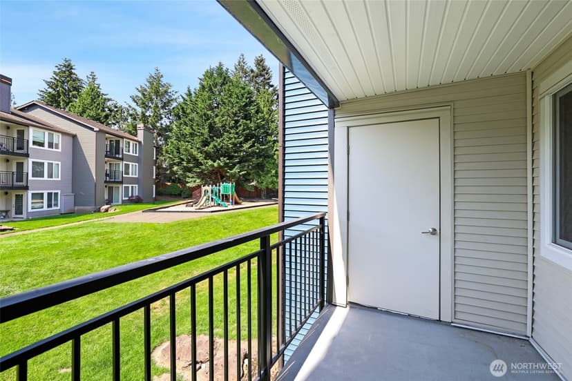 Property photo for 26221 116th Avenue SE #F201, Kent photo 10