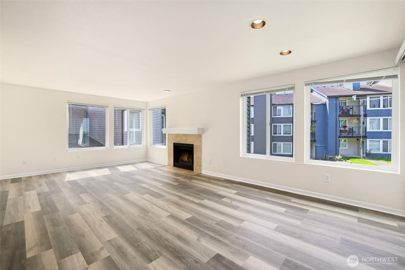 Property photo for 26221 116th Avenue SE #F201, Kent photo 4
