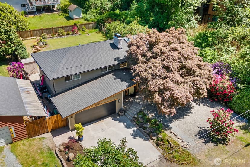 Property photo for 17202 3rd Avenue NW, Shoreline photo 34