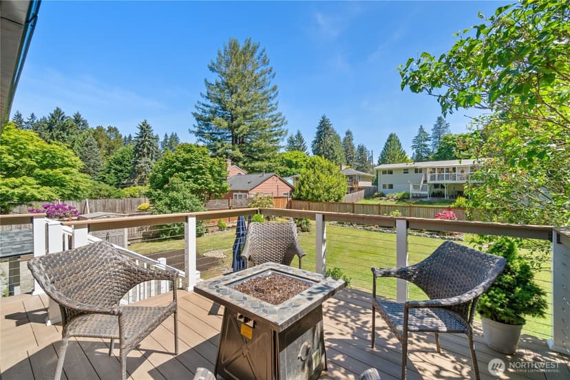 Property photo for 17202 3rd Avenue NW, Shoreline photo 28