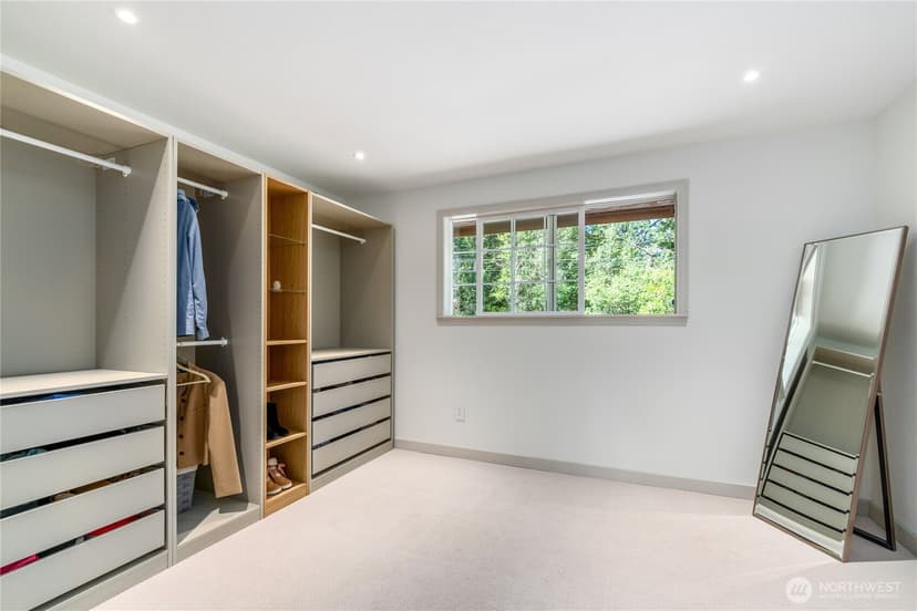 Property photo for 17202 3rd Avenue NW, Shoreline photo 19