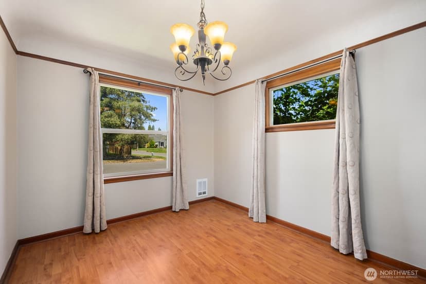 Property photo for 102 S 68th Street, Tacoma photo 10