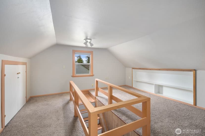 Property photo for 102 S 68th Street, Tacoma photo 21