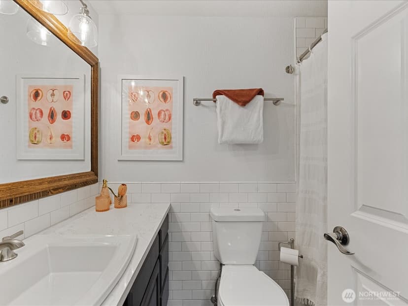 Property photo for 14300 32nd Avenue NE #408, Seattle photo 25