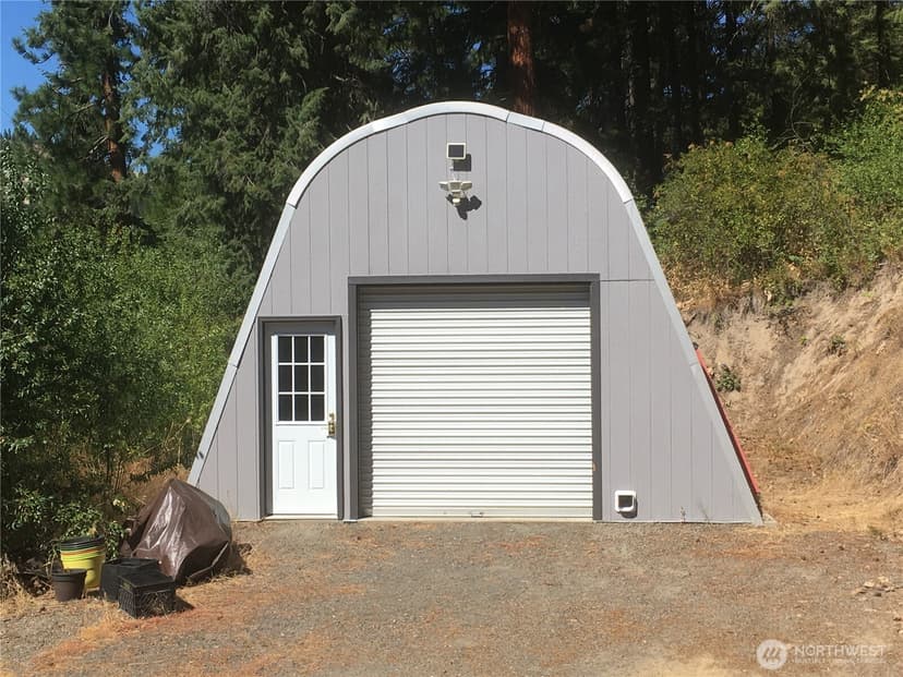 Property photo for 12465 Chumstick Highway, Leavenworth photo 27