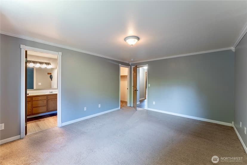 Property photo for 1230 30th Avenue Ct SW, Puyallup photo 11