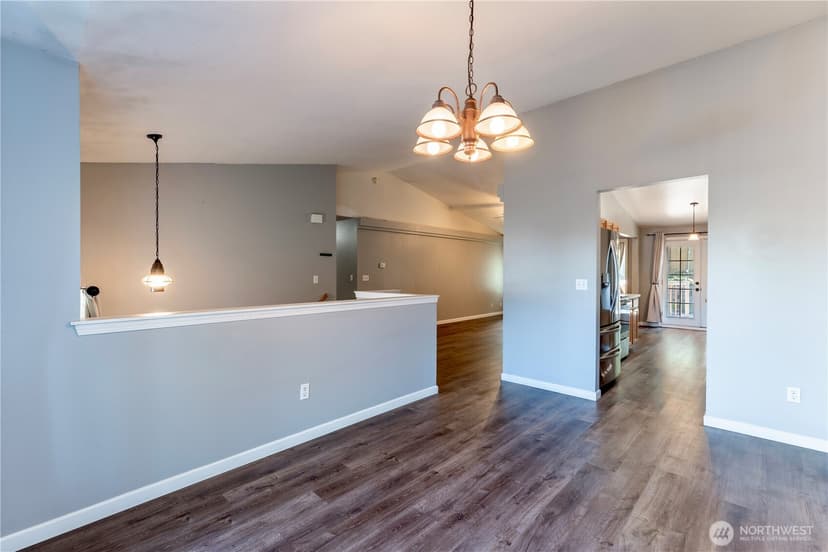 Property photo for 1230 30th Avenue Ct SW, Puyallup photo 10
