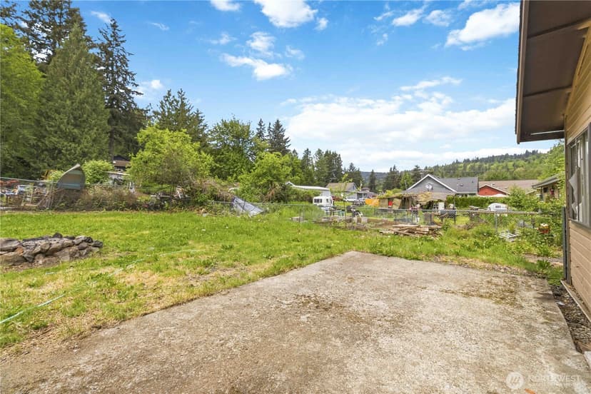 Property photo for 11435 163rd Avenue SE, Renton photo 22