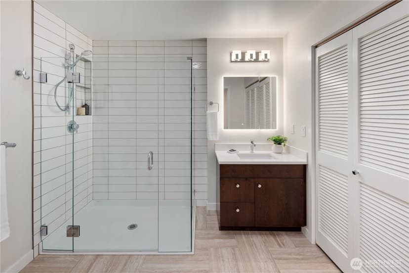 Property photo for 8627 30th Avenue SW, Seattle photo 15
