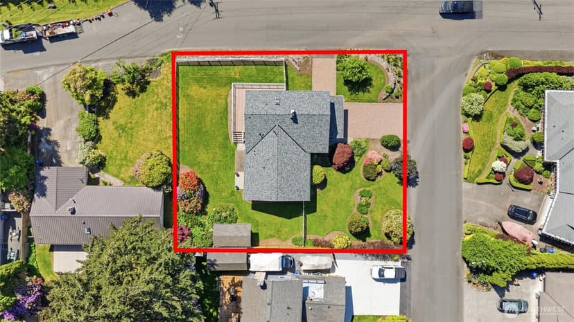 Property photo for 3016 51st Place SW, Everett photo 34